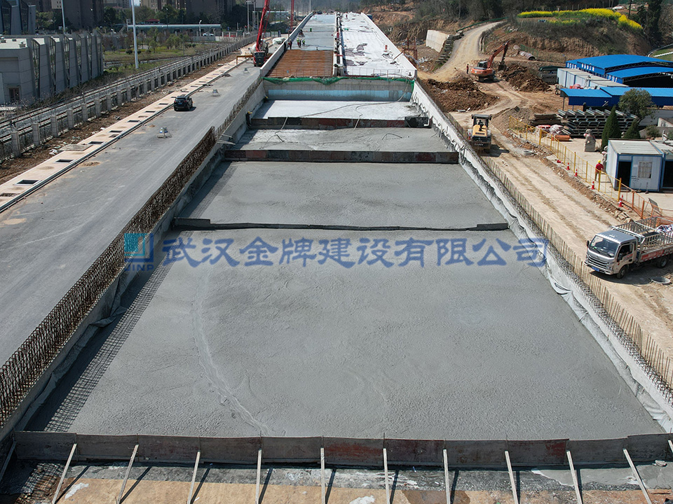 泡沫轻质土桥台背路基填筑